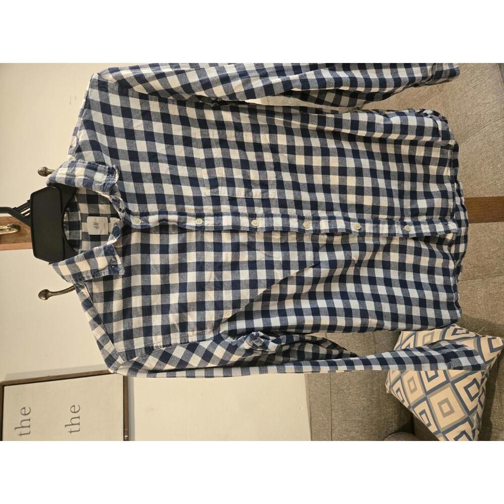 H&M Men's Blue and White Checkered Button-Up Shirt, Medium
